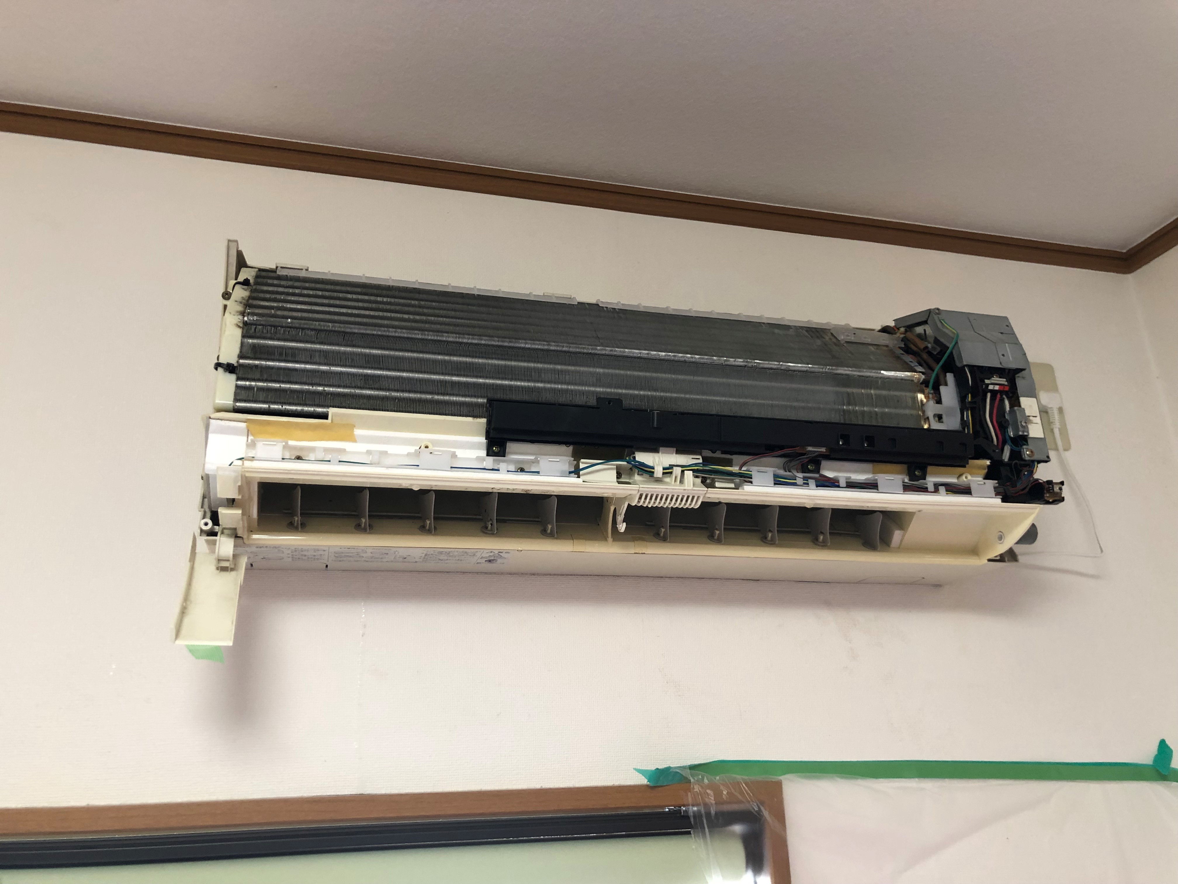 淀川区でエアコン洗浄（クリーニング）２台いたしました。 