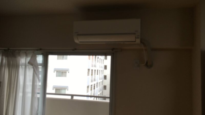 RAS-A４０G2（W）のエアコンを洗浄いたしました。 