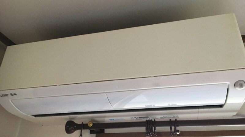 MSZ-AH405S-Wのお掃除付きエアコンを分解洗浄いたしました。 